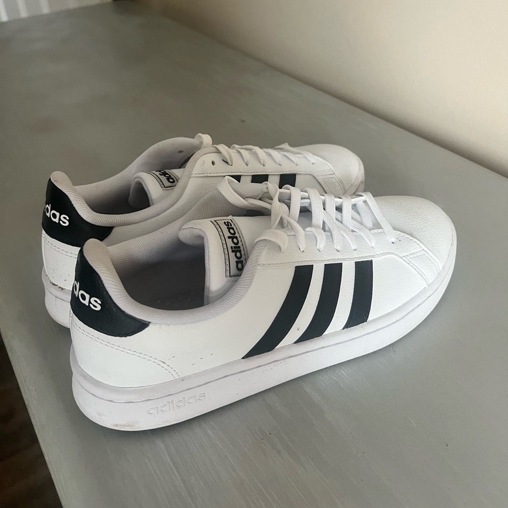 Adidas Grand Court Athletic Sneakers White Black Shoes women’s 8.5